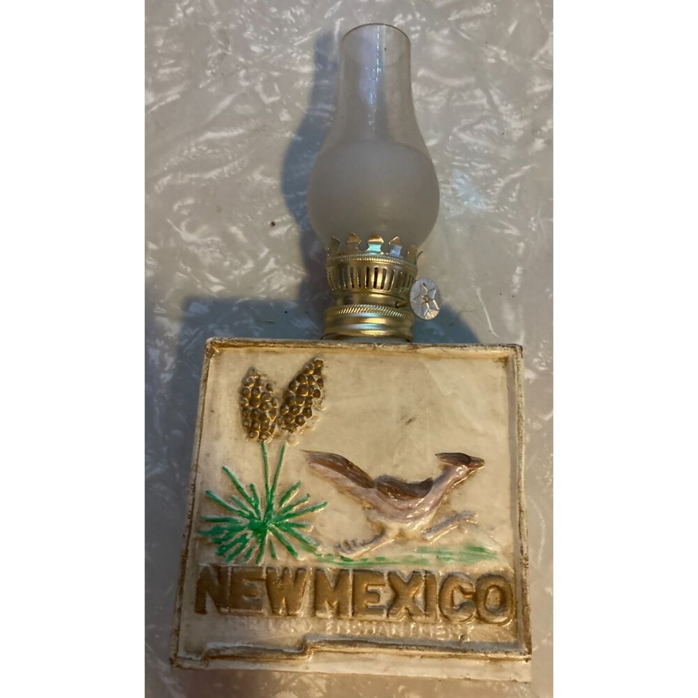 VINTAGE Ceramic New Mexico ROADRUNNER Souvenir Hurricane/Kerosene Lamp